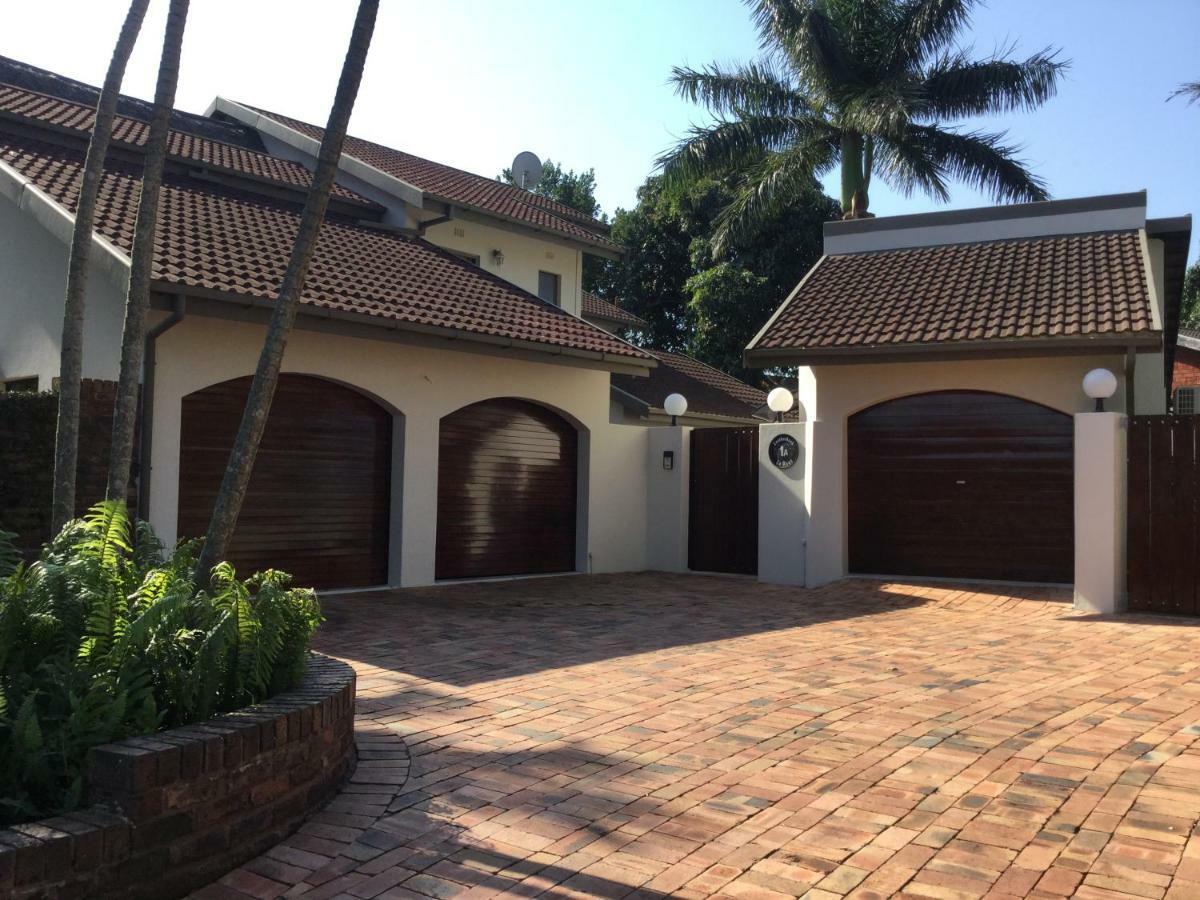 Leatherback Park Hotell Richards Bay Exteriör bild
